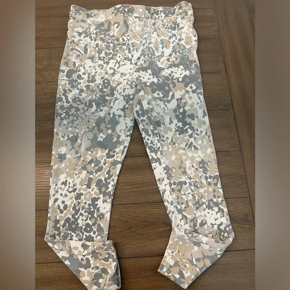 Spanx Size 1X‎ Distressed